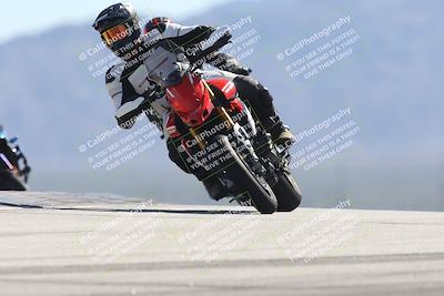 media/Oct-13-2025-Moto Forza (Mon) [[a66d839500]]/4-C Group/Session 4 (Turn 9)/